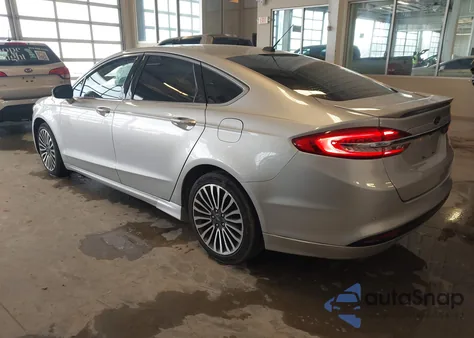 2018 Ford Fusion Hybrid Titanium из США, поврежденный, VIN 3FA6P0RU0JR150919